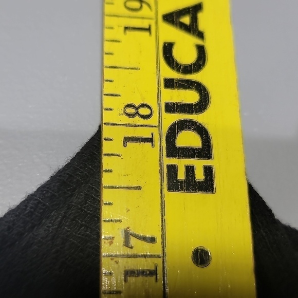 OLD Navy Sleeveless Buttondown Crop Top - Picture 5 of 6